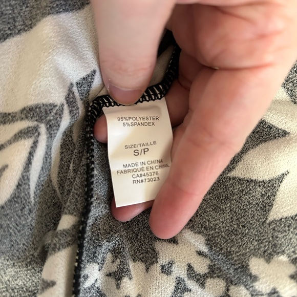 Black and White Fit and Flare Midi Skirt - Picture 4 of 4